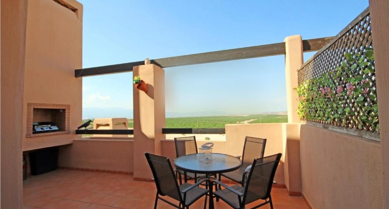 Casa Leona: Fully Furnished, Secure Golf Resort Penthouse Apartment With Gorgeous Views In Murcia Buitenkant foto